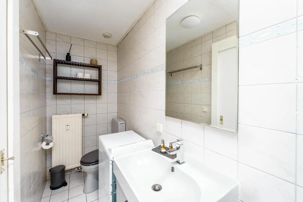 2R Apartment Perfect For Families! Kitchen - Parking - Netflix 드레스덴